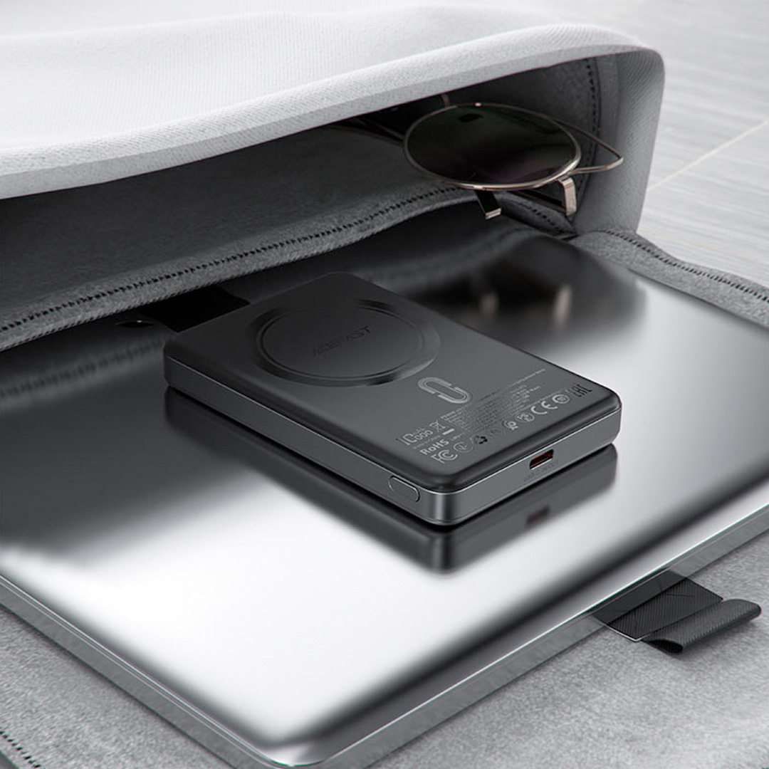 M12-10000 PD20W Ultra-thin Magnetic Wireless Charging Power Bank - Image 2