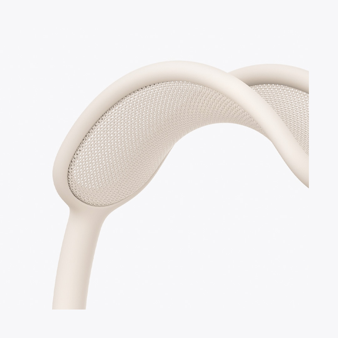 AirPods Max - Image 13
